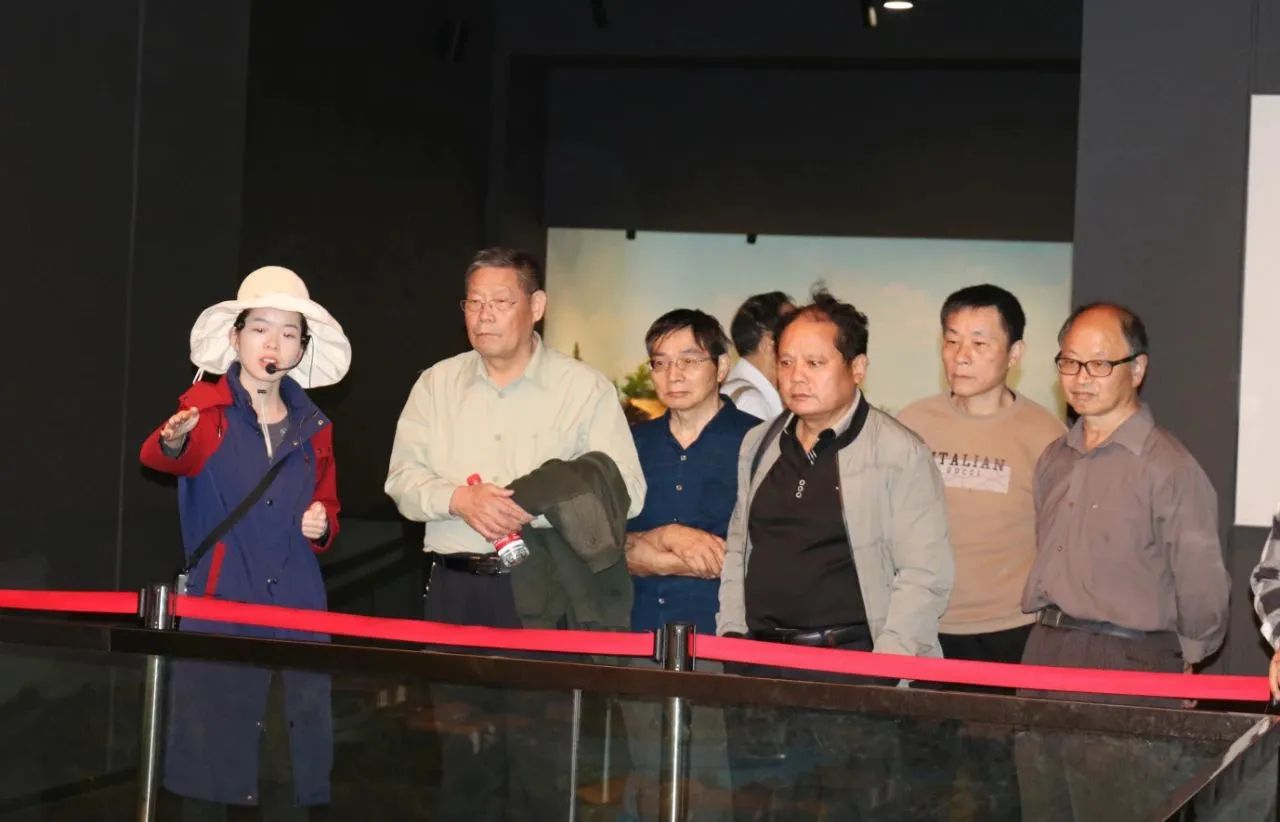 常德市诗词学会党支部  赴望城开展红色采风  和主题党日活动